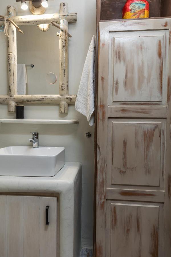 Elizabeth'S Small Apartment Naxos City 外观 照片
